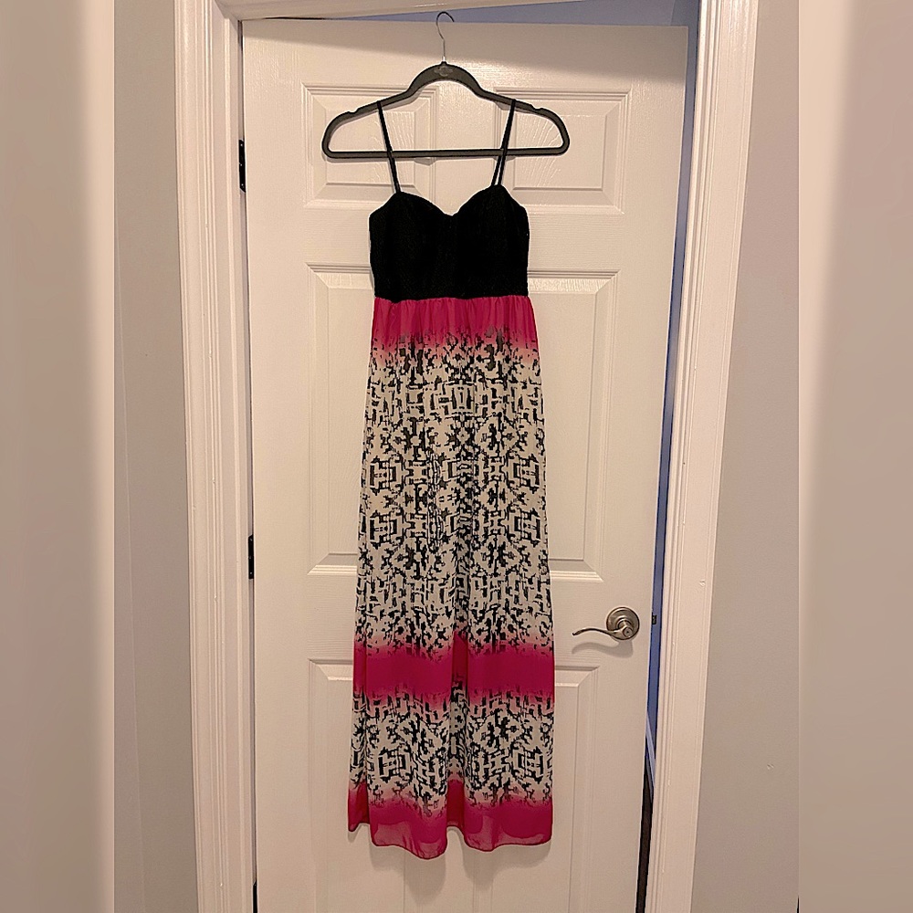 🛍HOST PICK🛍 Three Pink Hearts Dress, Juniors S💕